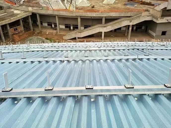 鍍鋁鋅壓型鋼板屋面展示